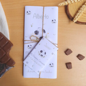 Chocolate personalizado para comunión con el diseño Fútbol. Tableta y chocolatina Nestlé extrafino