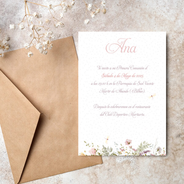 Invitación de papel personalizado de Comunión con el diseño libélula parte trasera