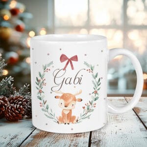 Taza navideña personalizada con el diseño reno navideño