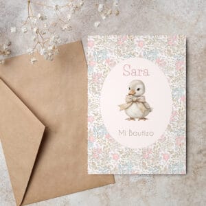 Invitación de bautizo en papel con diseño patito