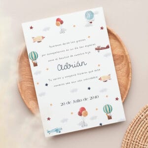 Recordatorio personalizado para bautizo con el diseño Globos